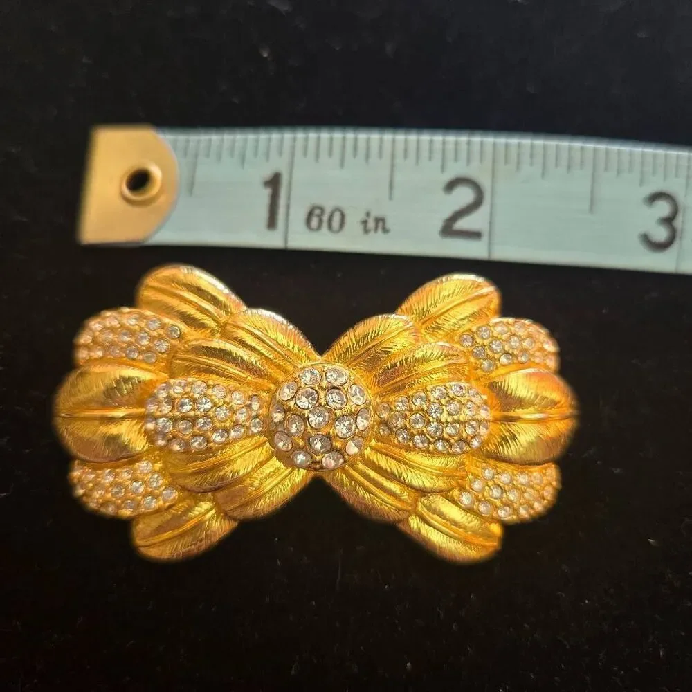 Swarovski Susan Caplan Gold Crystal Bow Pin Brooch